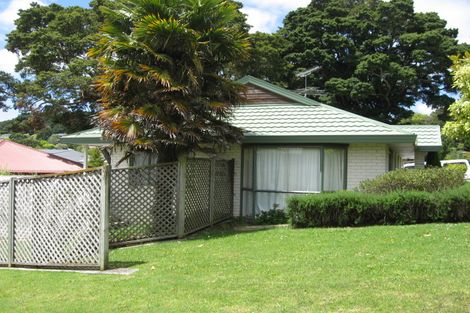 Photo of property in 3a Tom Keven Way, Pukekohe, 2120