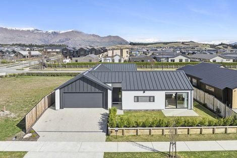 Photo of property in 47 Pounamu Avenue, Albert Town, Wanaka, 9305