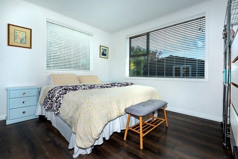 Photo of property in 150 Beach Road, North New Brighton, Christchurch, 8083