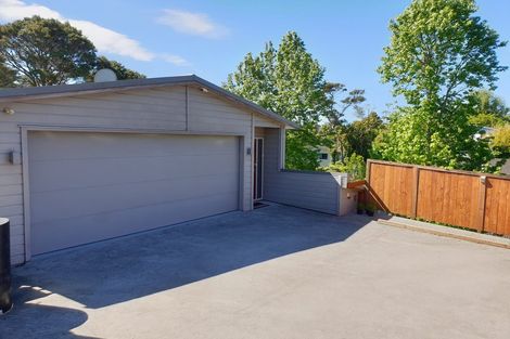 Photo of property in 2/44a Tamahere Drive, Glenfield, Auckland, 0629