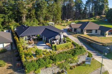 Photo of property in 33 Mervyn Place, Ohauiti, Tauranga, 3112