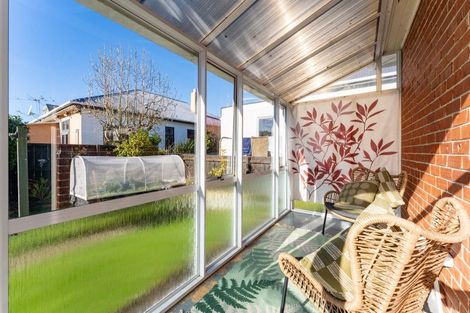 Photo of property in 17 Royal Crescent, Saint Kilda, Dunedin, 9012