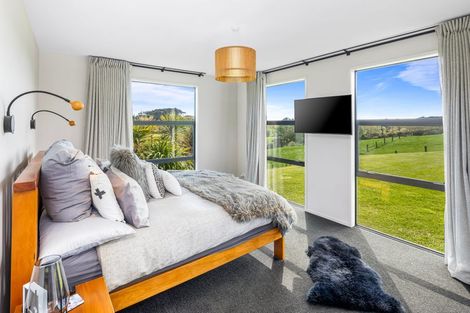 Photo of property in 56 Hull Road, Waitoki, Kaukapakapa, 0871