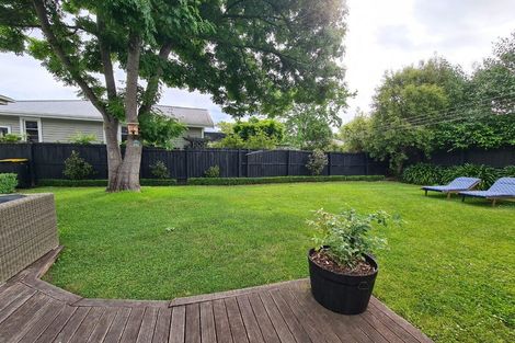 Photo of property in 15 Halton Street, Strowan, Christchurch, 8052