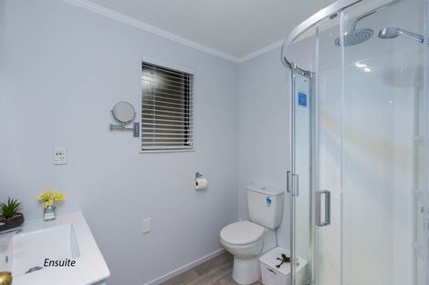 Photo of property in 3 Topaz Street, Birchville, Upper Hutt, 5018