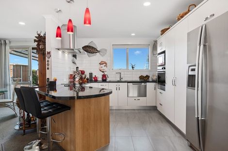 Photo of property in Waterview Estate, 86/4 Greystone Place, Omokoroa, 3114