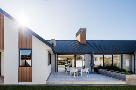 Photo of property in 10 Moemoea Place, Cambridge, 3434