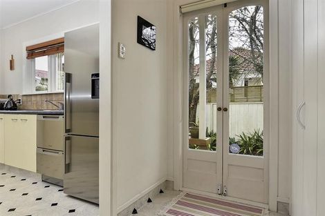 Photo of property in 9a Beatrix Street, Avondale, Auckland, 1026