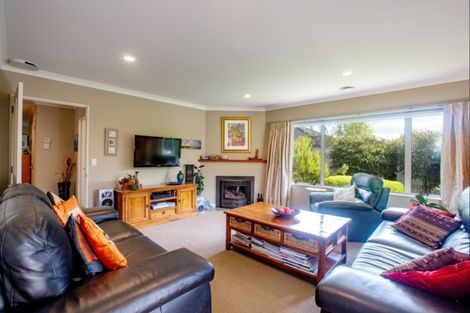 Photo of property in 7 Ashleigh Way, Waikanae Beach, Waikanae, 5036