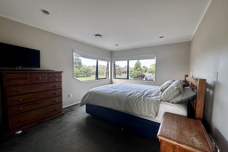 Photo of property in 63 Charles Prevost Drive, The Gardens, Auckland, 2105