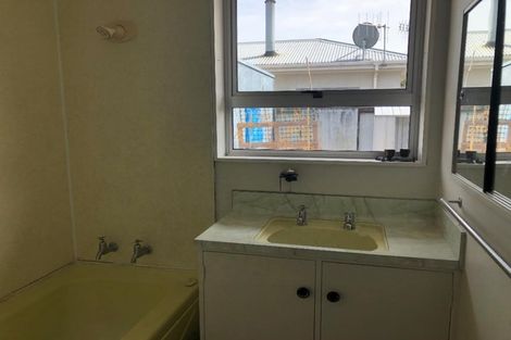 Photo of property in 916 Lawrence Street, Akina, Hastings, 4122