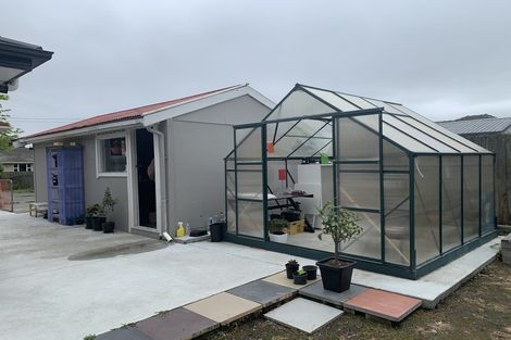 Photo of property in 18 Greenhurst Street, Sockburn, Christchurch, 8042