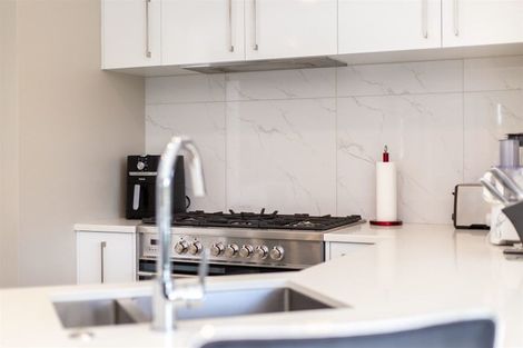 Photo of property in 49 Golf Road, Paraparaumu Beach, Paraparaumu, 5032