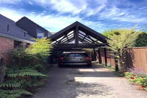 Photo of property in 2/88 Abberley Crescent, St Albans, Christchurch, 8014