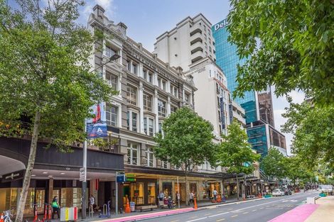 Photo of property in 44a Queen Street, Northcote Point, Auckland, 0627