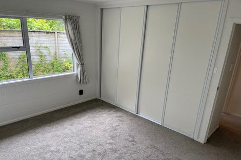 Photo of property in 1/2 Flavia Close, Torbay, Auckland, 0630