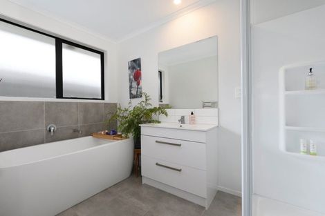 Photo of property in 3 Te Ranga Memorial Drive, Pyes Pa, Tauranga, 3112