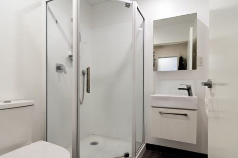 Photo of property in 1/160c Hobsonville Point Road, Hobsonville, Auckland, 0616