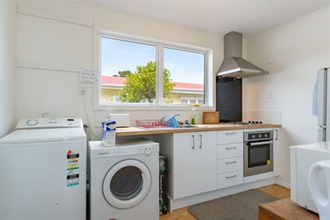 Photo of property in 3/12 Tama Street, Alicetown, Lower Hutt, 5010