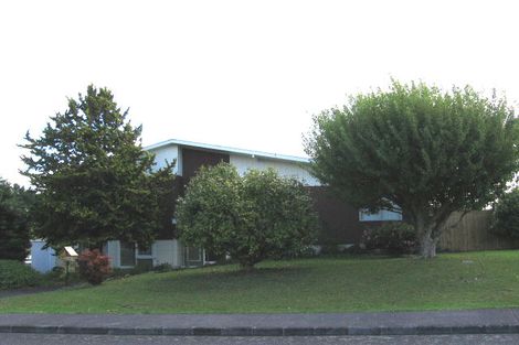 Photo of property in 62 Gloria Avenue, Te Atatu Peninsula, Auckland, 0610