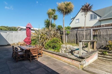 Photo of property in 155 Manly Street, Paraparaumu Beach, Paraparaumu, 5032