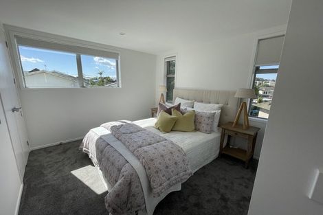 Photo of property in 10/87 Taikata Road, Te Atatu Peninsula, Auckland, 0610