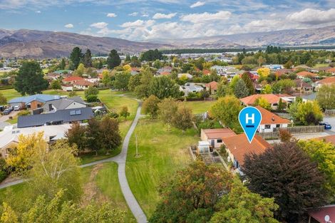 Photo of property in 10 Coach Court, Cromwell, 9310