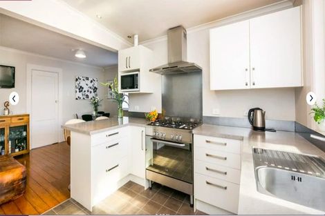 Photo of property in 53 Georges Drive, Napier South, Napier, 4110