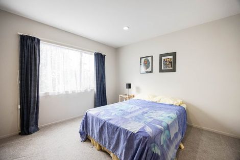 Photo of property in 10b Elliston Crescent, Stanmore Bay, Whangaparaoa, 0932