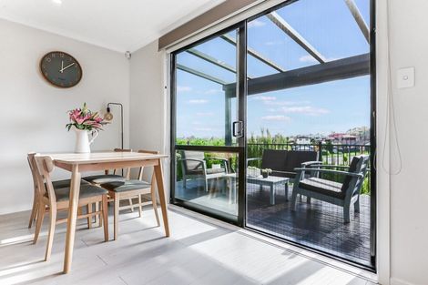 Photo of property in 18 Te Tiireke Drive, Glenview, Hamilton, 3206