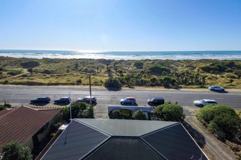 Photo of property in 487 Marine Parade, South New Brighton, Christchurch, 8062