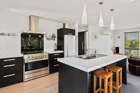 Photo of property in 28 Gosling Crescent, Halswell, Christchurch, 8025