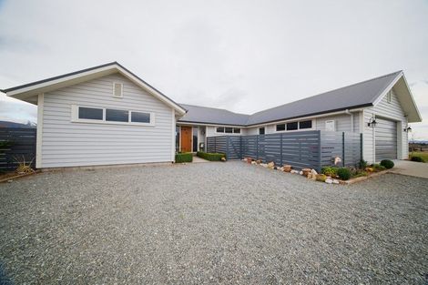 Photo of property in 2 Homestead Avenue, Twizel, 7999