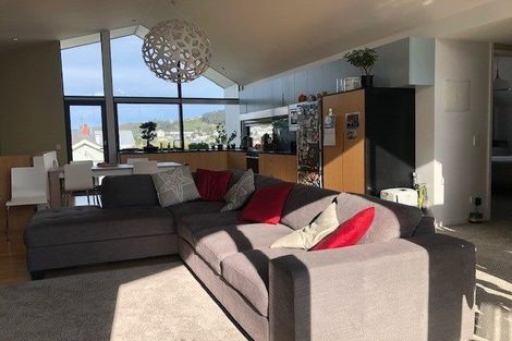 Photo of property in 76 Brougham Street, Mount Victoria, Wellington, 6011