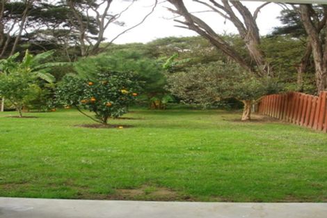 Photo of property in 17 Valron Road, Te Atatu South, Auckland, 0602