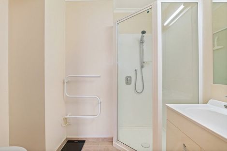 Photo of property in Salisbury Crown, 9/7 Salisbury Avenue, Mount Maunganui, 3116
