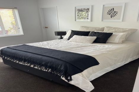 Photo of property in 12 Mcleish Lane, Spreydon, Christchurch, 8024