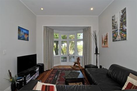 Photo of property in 27 Maida Vale Road, Roseneath, Wellington, 6011