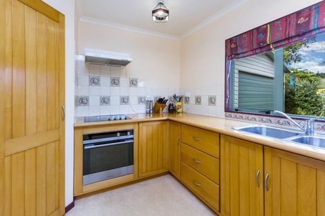 Photo of property in 20a Norana Road, Maoribank, Upper Hutt, 5018