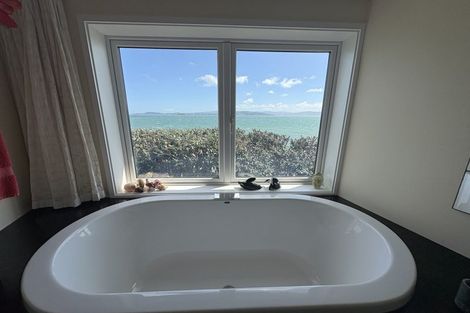 Photo of property in 603b Marine Drive, Days Bay, Lower Hutt, 5013