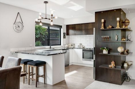 Photo of property in 10 Koreke Lane, Halswell, Christchurch, 8025