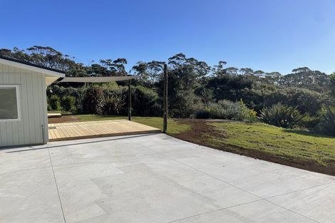 Photo of property in 135 Taiapa Road, Muriwai, Waimauku, 0881