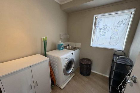 Photo of property in 3 Fenchurch Grove, Stokes Valley, Lower Hutt, 5019