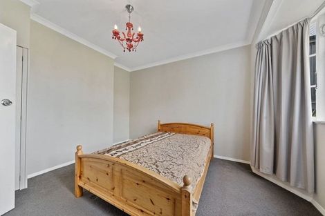 Photo of property in 99 Whites Line East, Waiwhetu, Lower Hutt, 5010