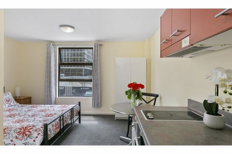 Photo of property in Aitken Street Apartments, 209/5 Aitken Street, Thorndon, Wellington, 6011