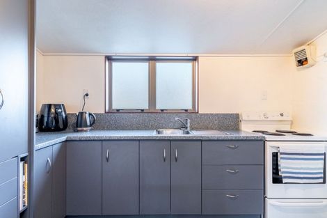 Photo of property in 56f Mackenzie Street, Winton, 9720