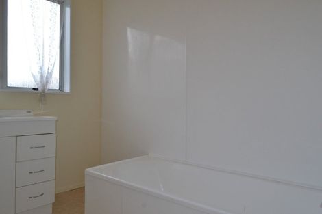 Photo of property in 16a Adkin Avenue, Levin, 5510