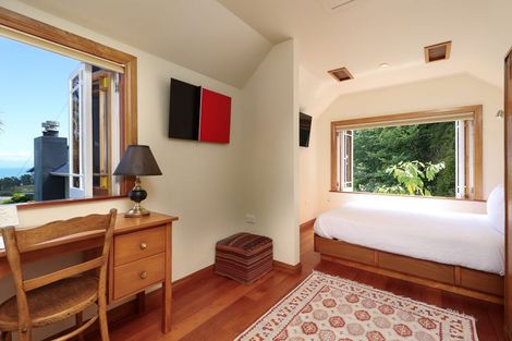 Photo of property in 24 Richardson Street, Britannia Heights, Nelson, 7010