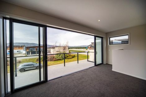 Photo of property in 10 Le Mans Grove, Cromwell, 9384