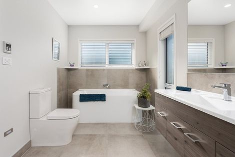 Photo of property in 27 Robley Road, Pyes Pa, Tauranga, 3112